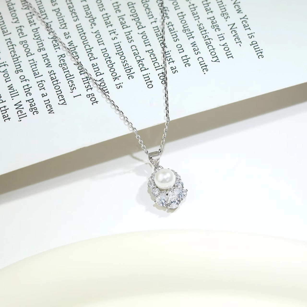 LUMINOUS ELEGANCE
